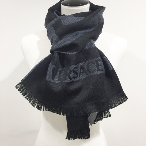 Versace Other - Men’s Versace scarf NWT
